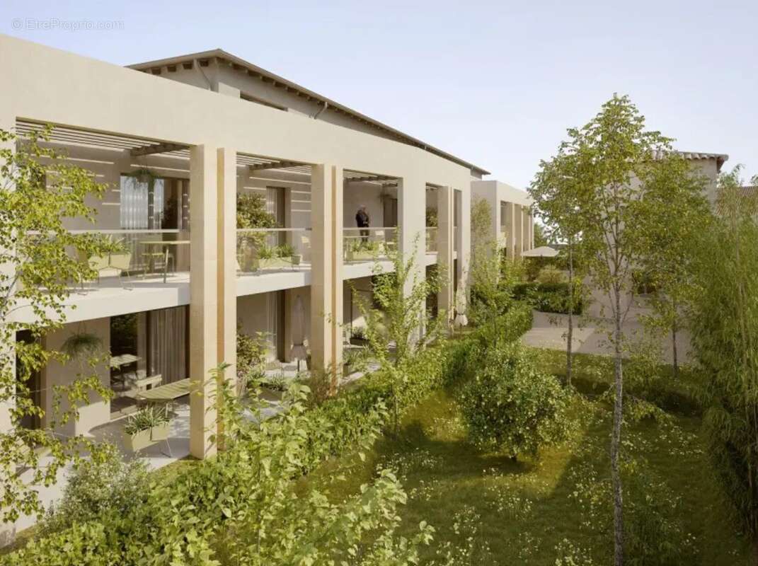 Nouveaute a uzes à Uzes