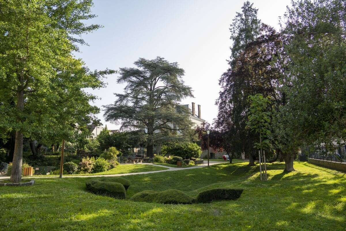 Belvedere à Arpajon