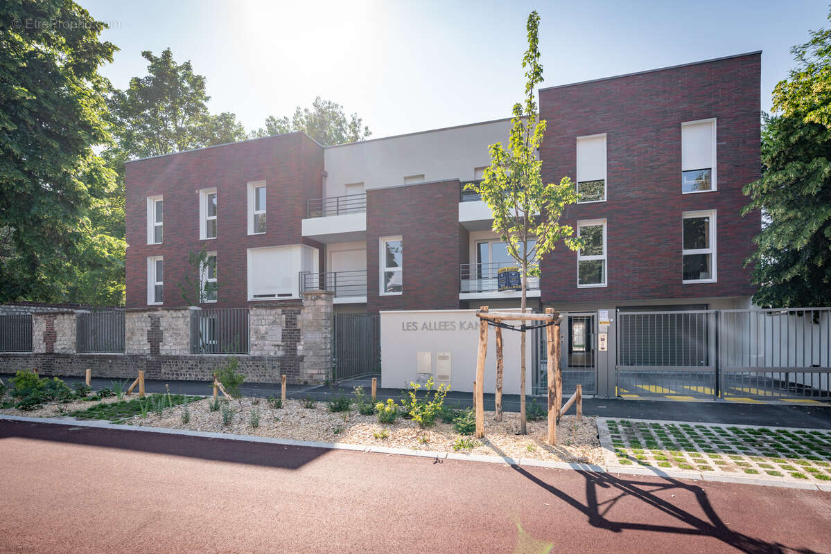 Les allées kanata à Le Petit Quevilly