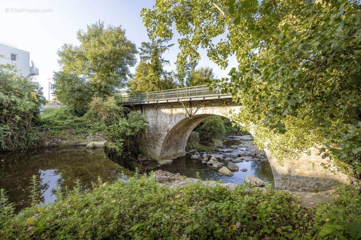 Résidence saint-roch - résidence seniors - lmnp à L Etrat